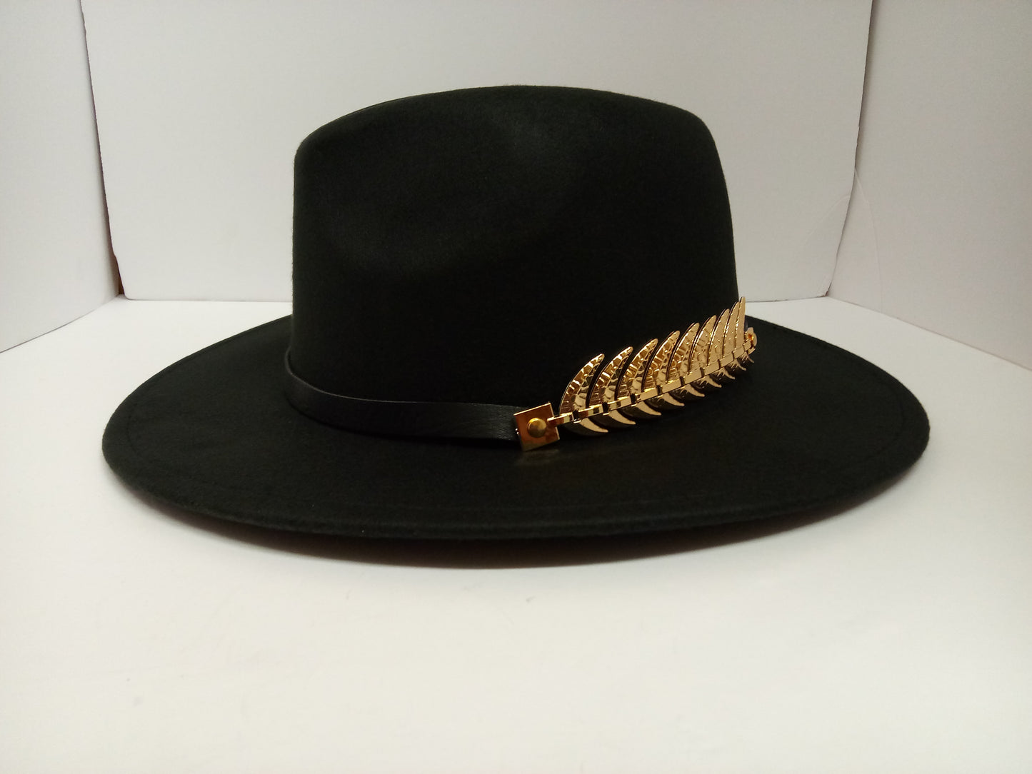 Unisex fashion hat