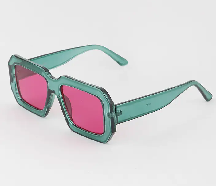 Retro tinted square cut glasses