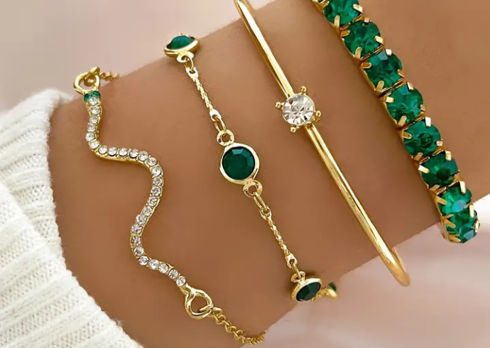 4 piece set green gemstone bracelet